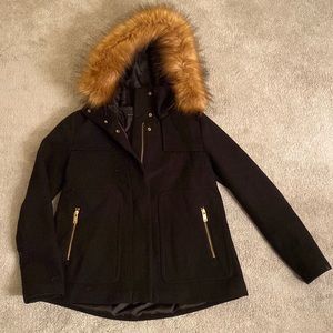 Black zara coat with detachable fur collar